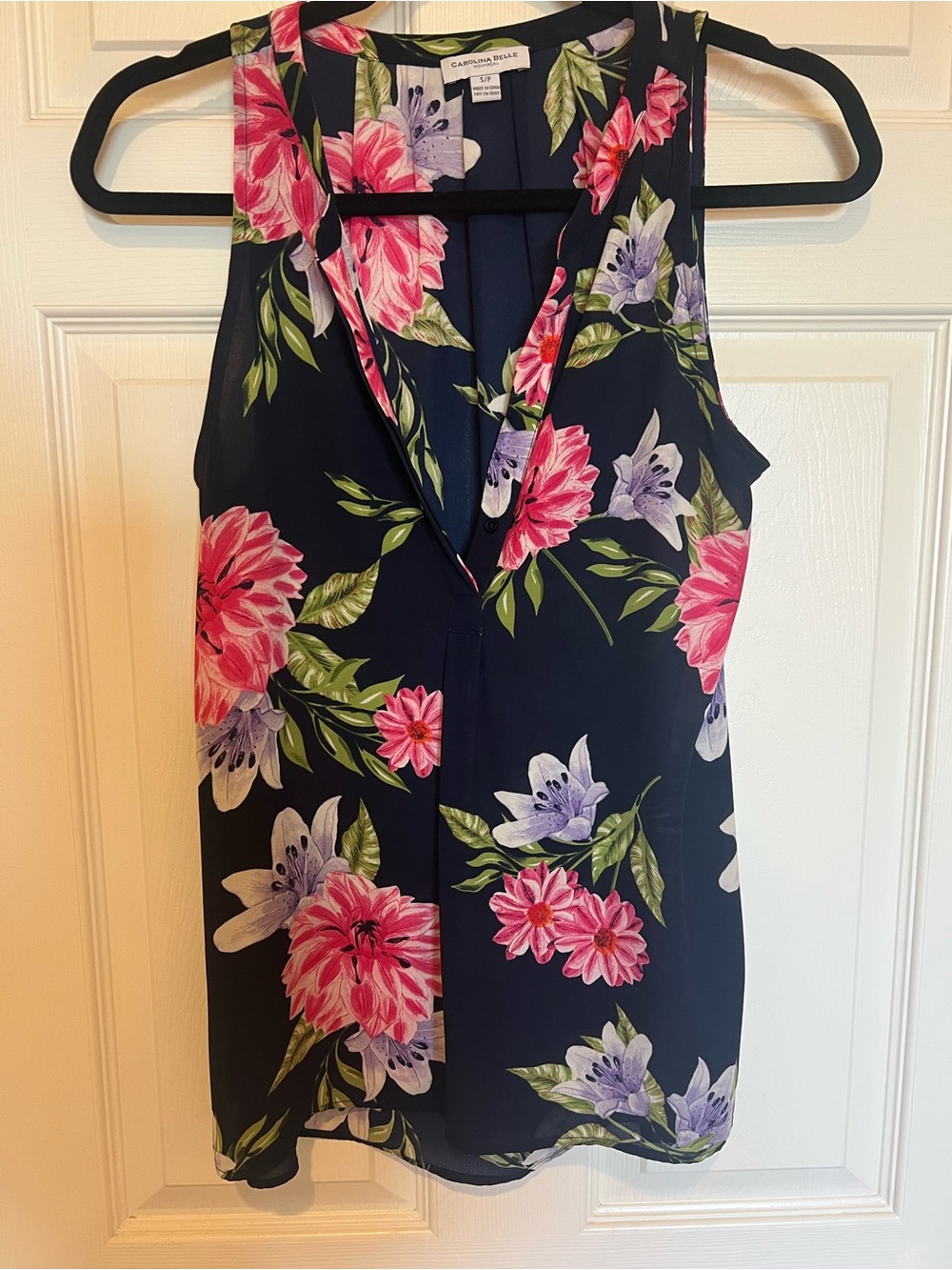 Carolina Belle Blue Hawaiian Vacation Floral Sleeveless V-Neck Blouse -
